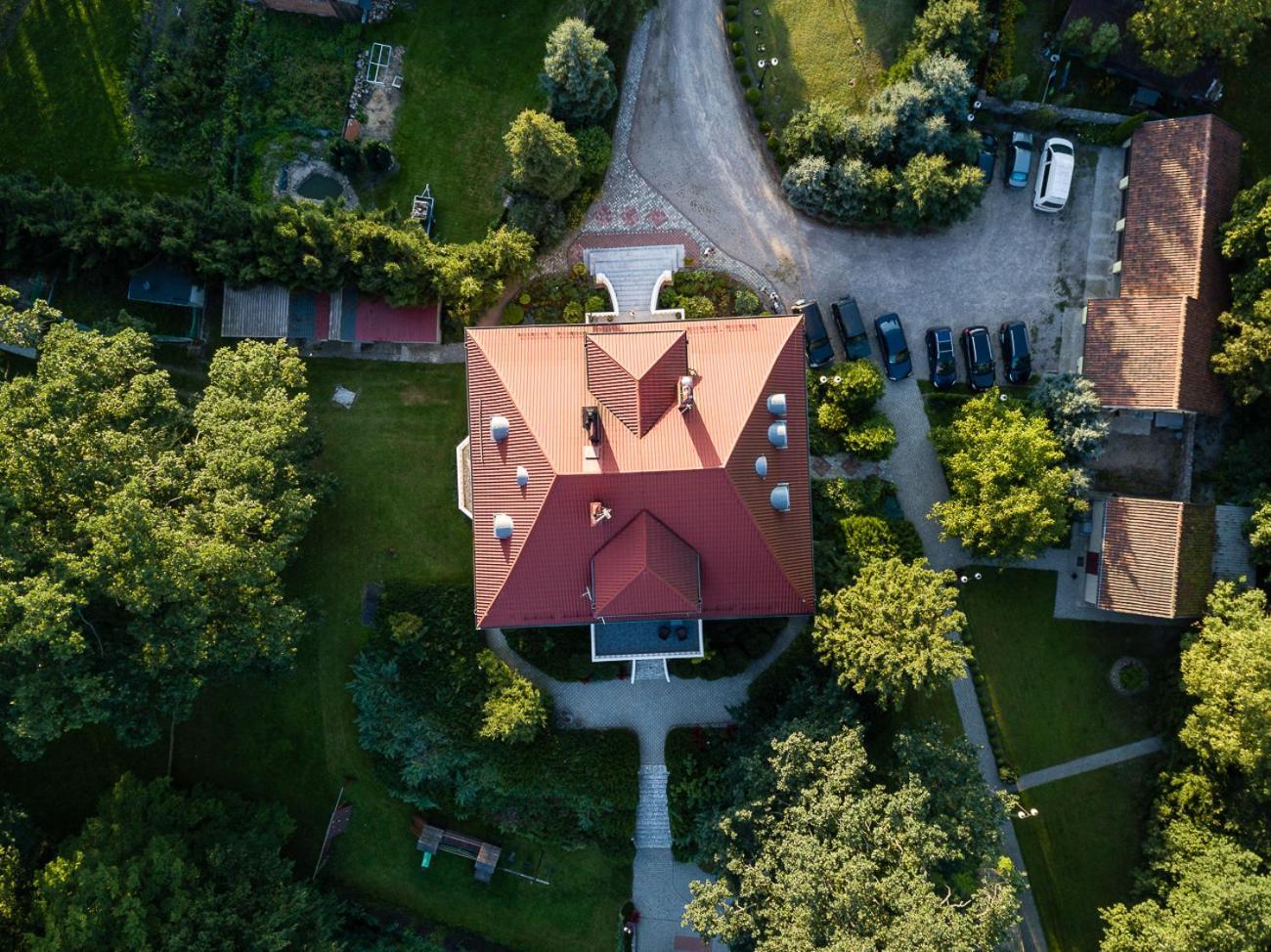 Palac Pozorty Badki Екстер'єр фото